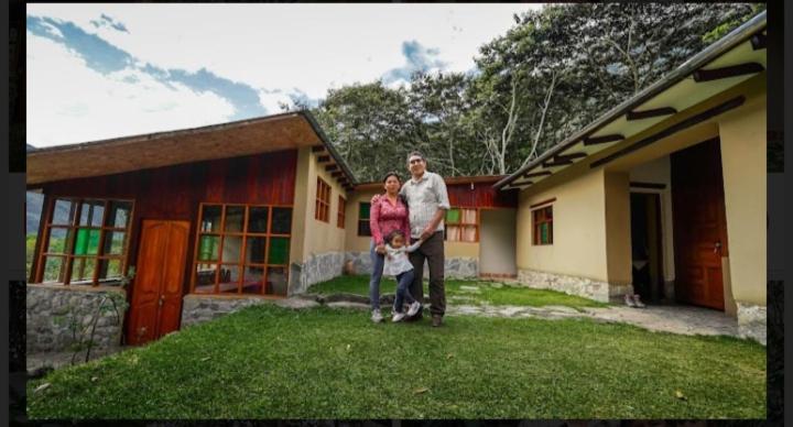 Hostel Lia Lucmabamba *