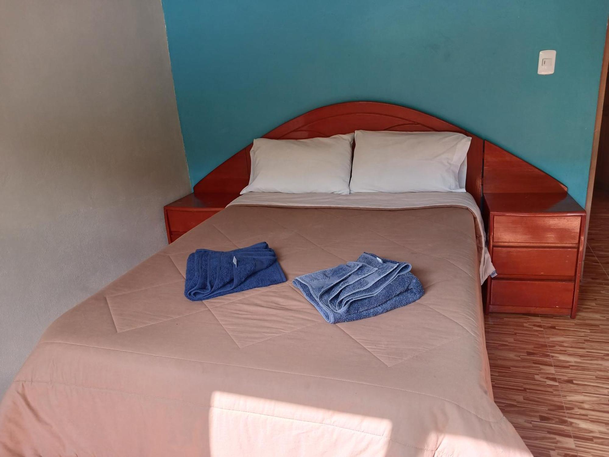 Hostel Lia Lucmabamba *